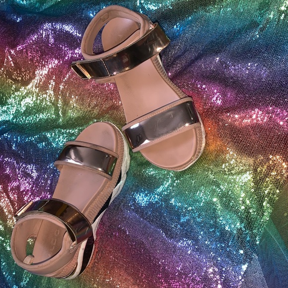 Aldo FlatForm Sandals - Picture 6 of 8